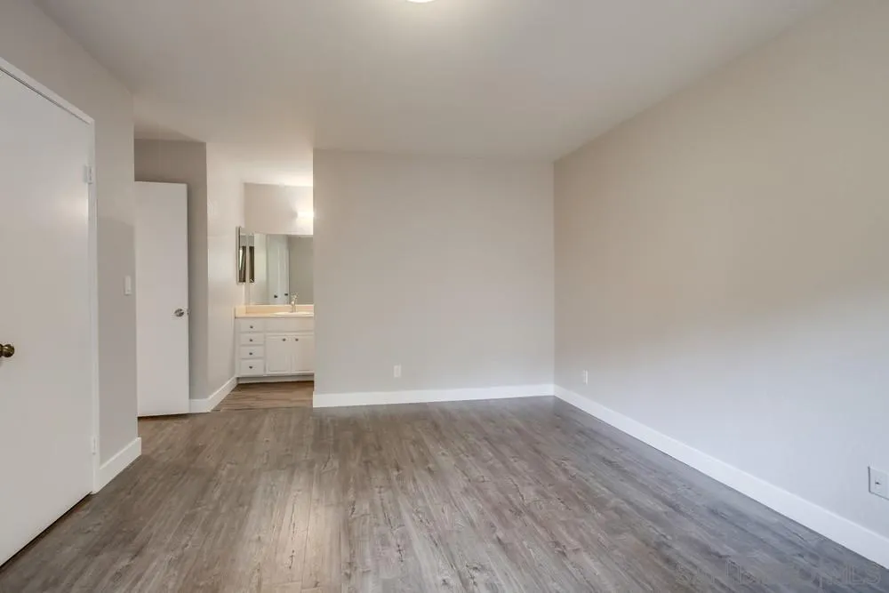 Photo #28: 250033571 Listing: Photo #28