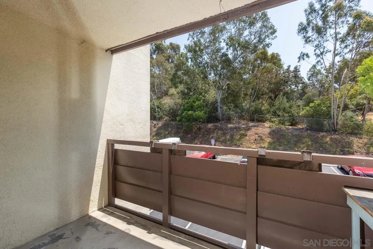 Photo #6: 250033573 Listing 