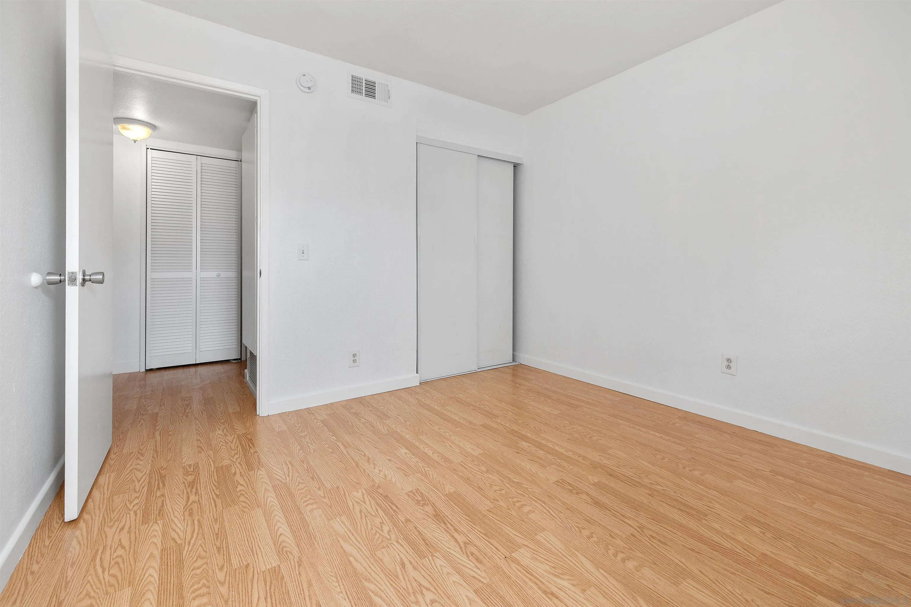 Photo #25: 250033575 Listing: Photo #25
