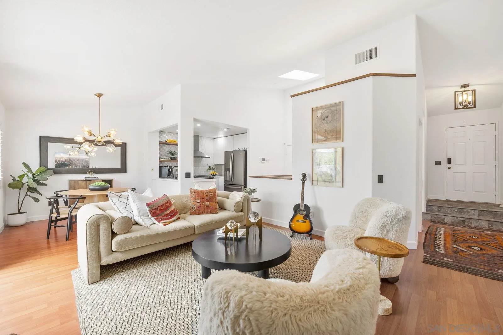 Photo #4: 250033577 Listing 
