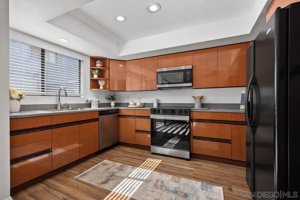 Photo #5: 250033584 Listing 