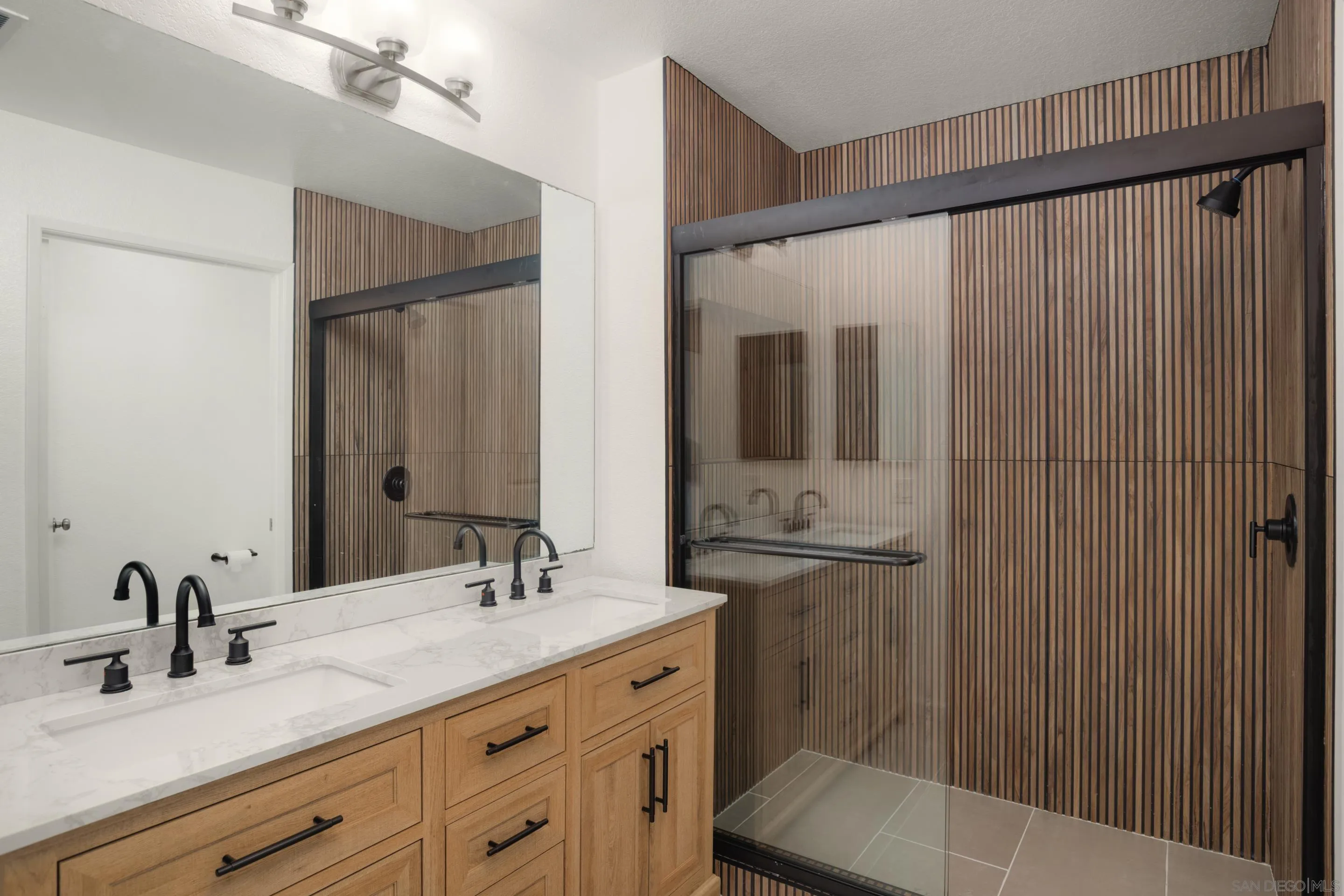Photo #10: 250033587 Listing: Photo #10