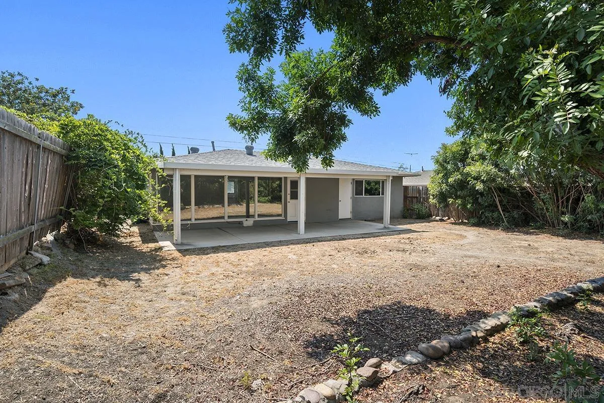 https://cdn.realtyfeed.com/cdn/127/250033589/15d3e0bae98e68c7c6439a1c380e9ebb.webp