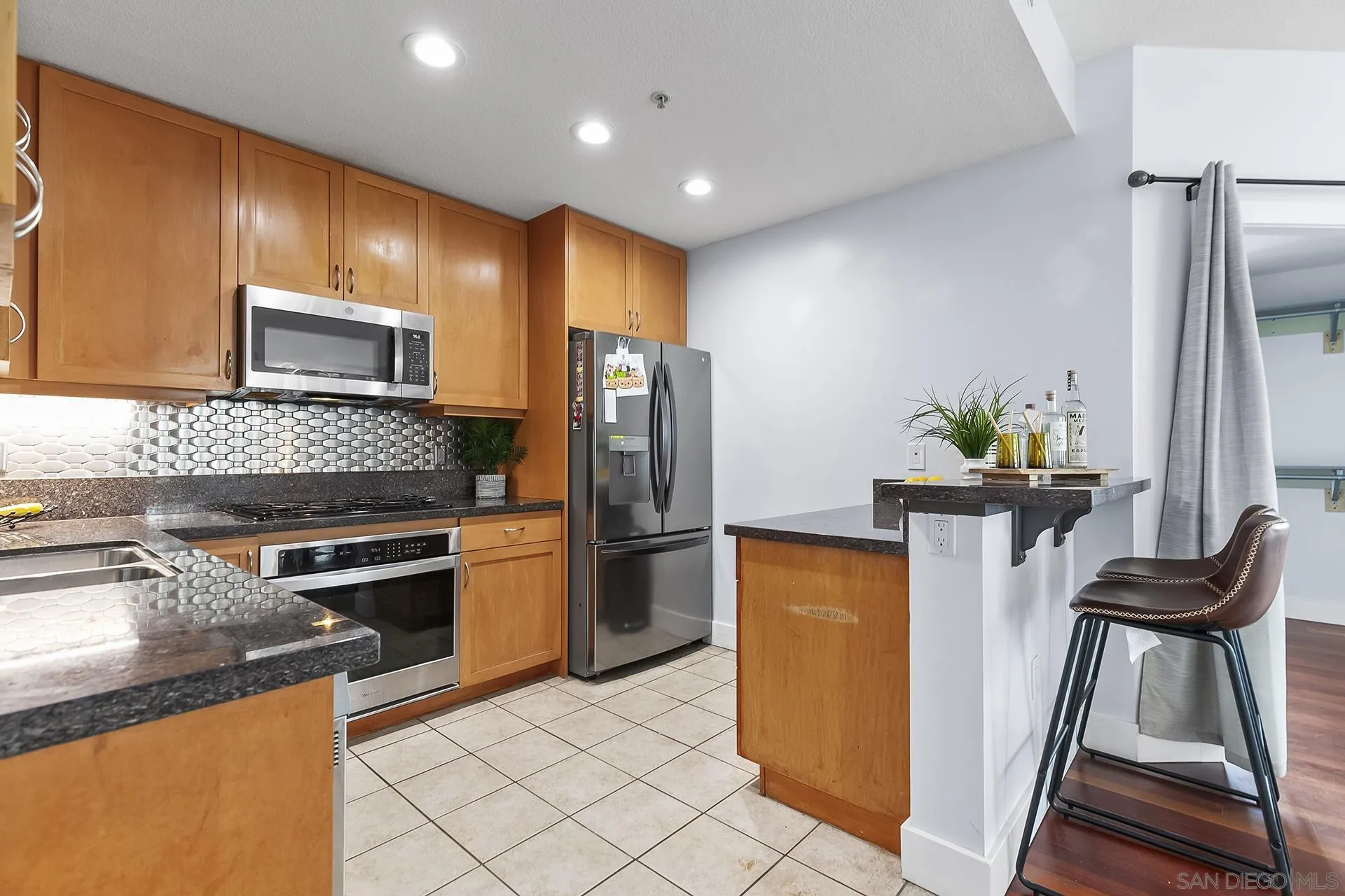 Photo #12: 250033611 Listing: Photo #12