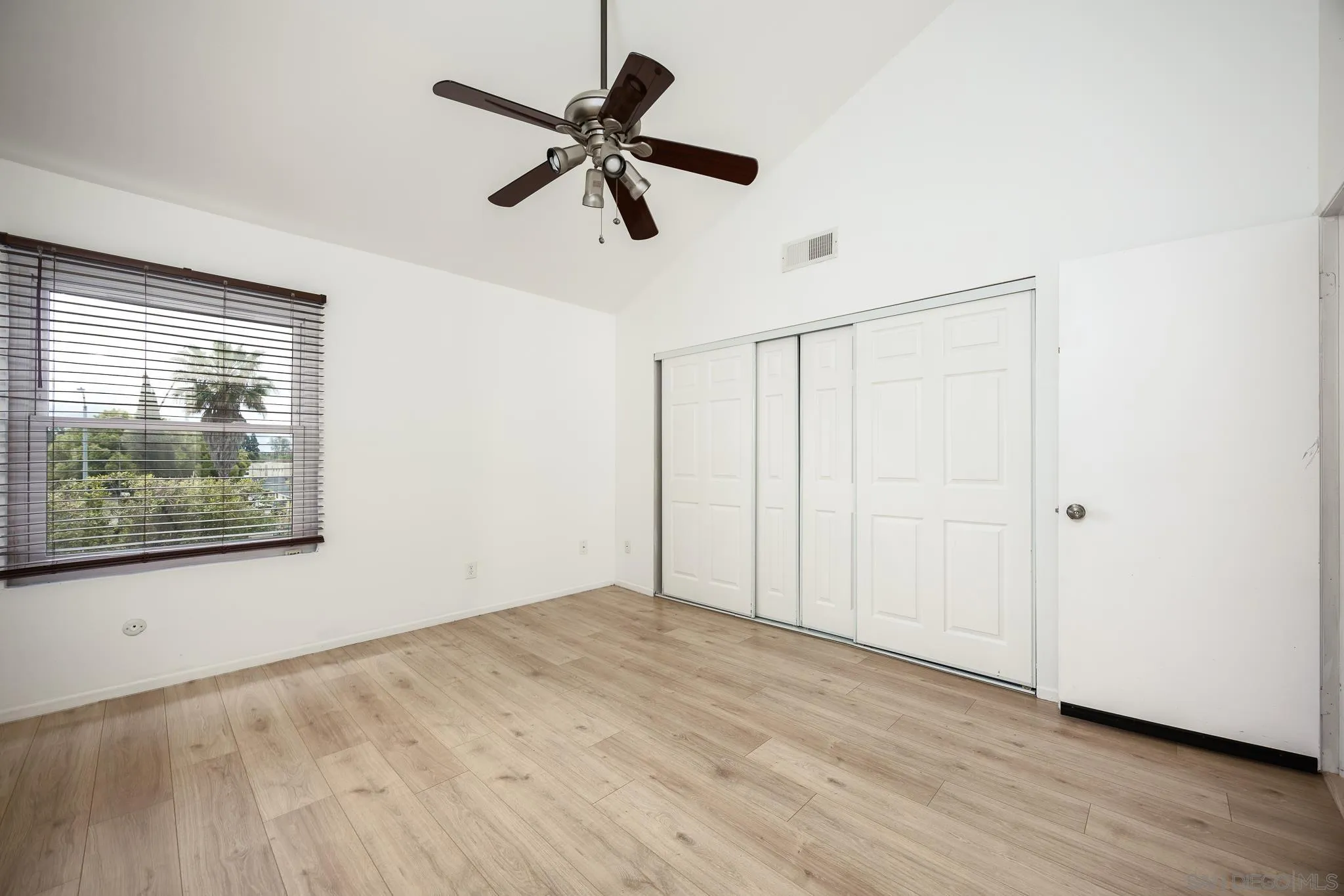 Photo #19: 250033613 Listing: Photo #19