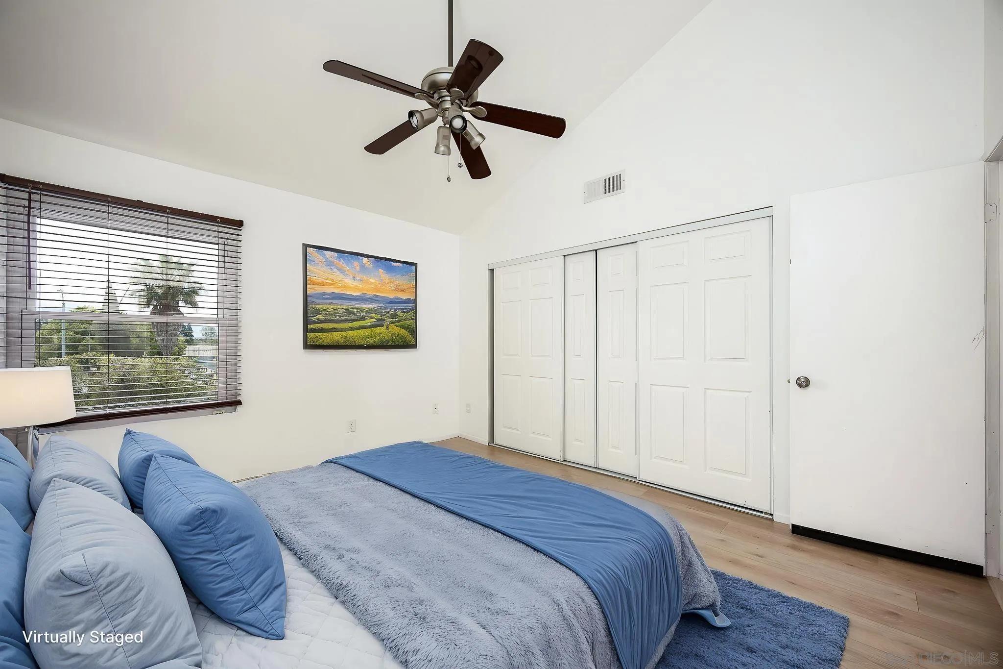 https://cdn.realtyfeed.com/cdn/127/250033613/88153f67d23347a8163cc2d27b3669ae.webp