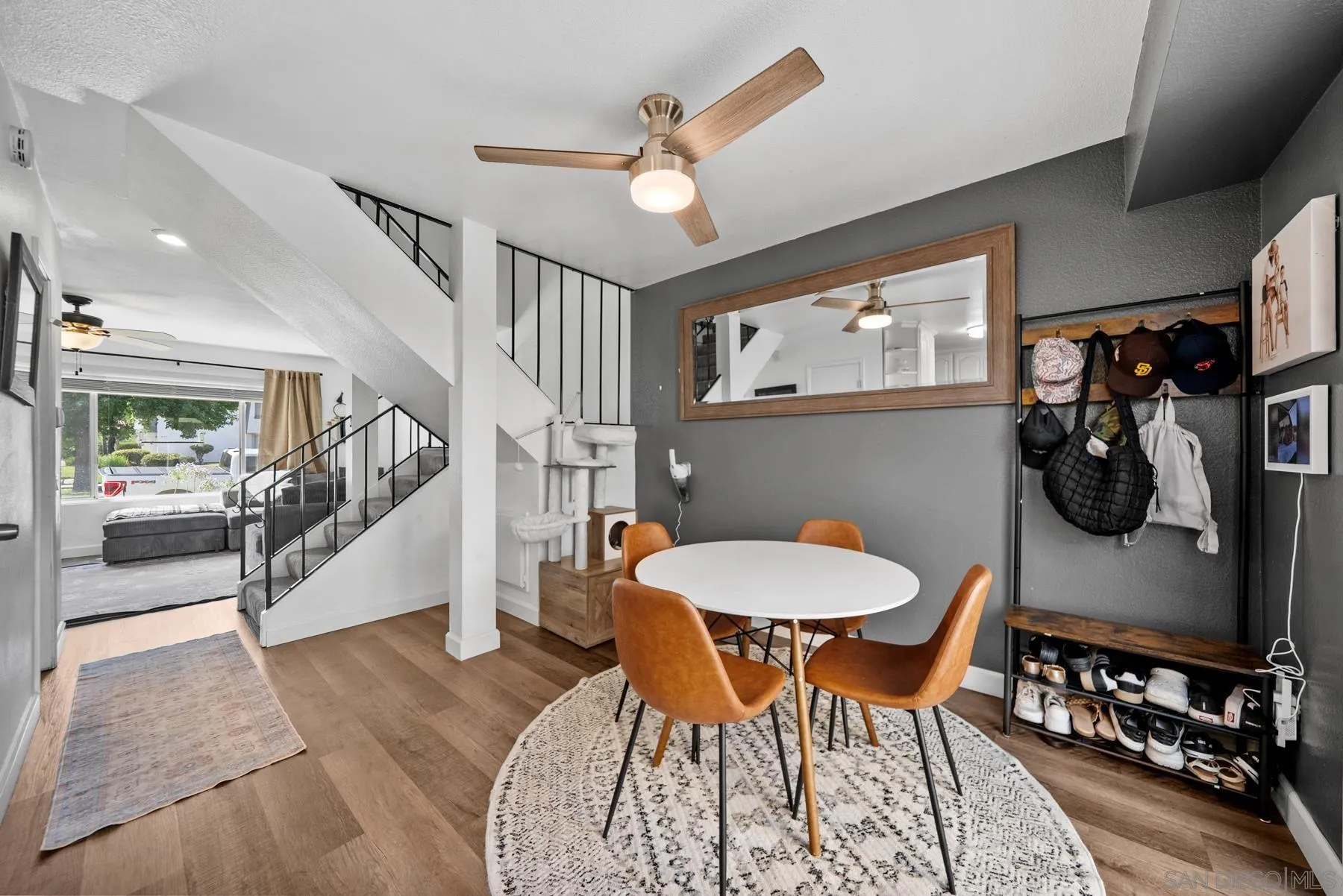 https://cdn.realtyfeed.com/cdn/127/250033614/1fe879603ec3adee8548319d85b78fd4.webp