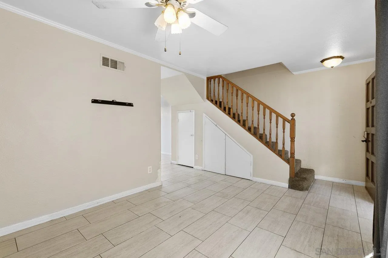Photo #4: 250033630 Listing 