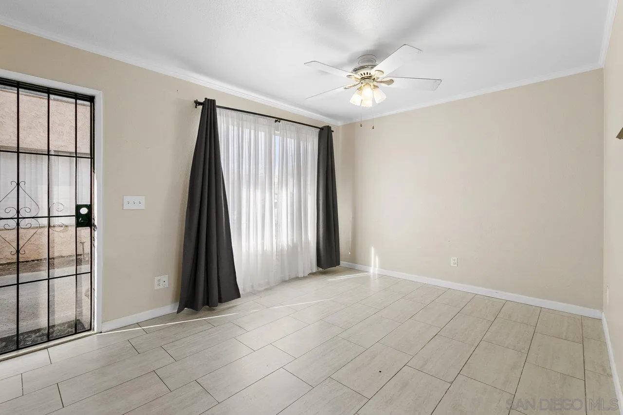 Photo #3: 250033630 Listing 