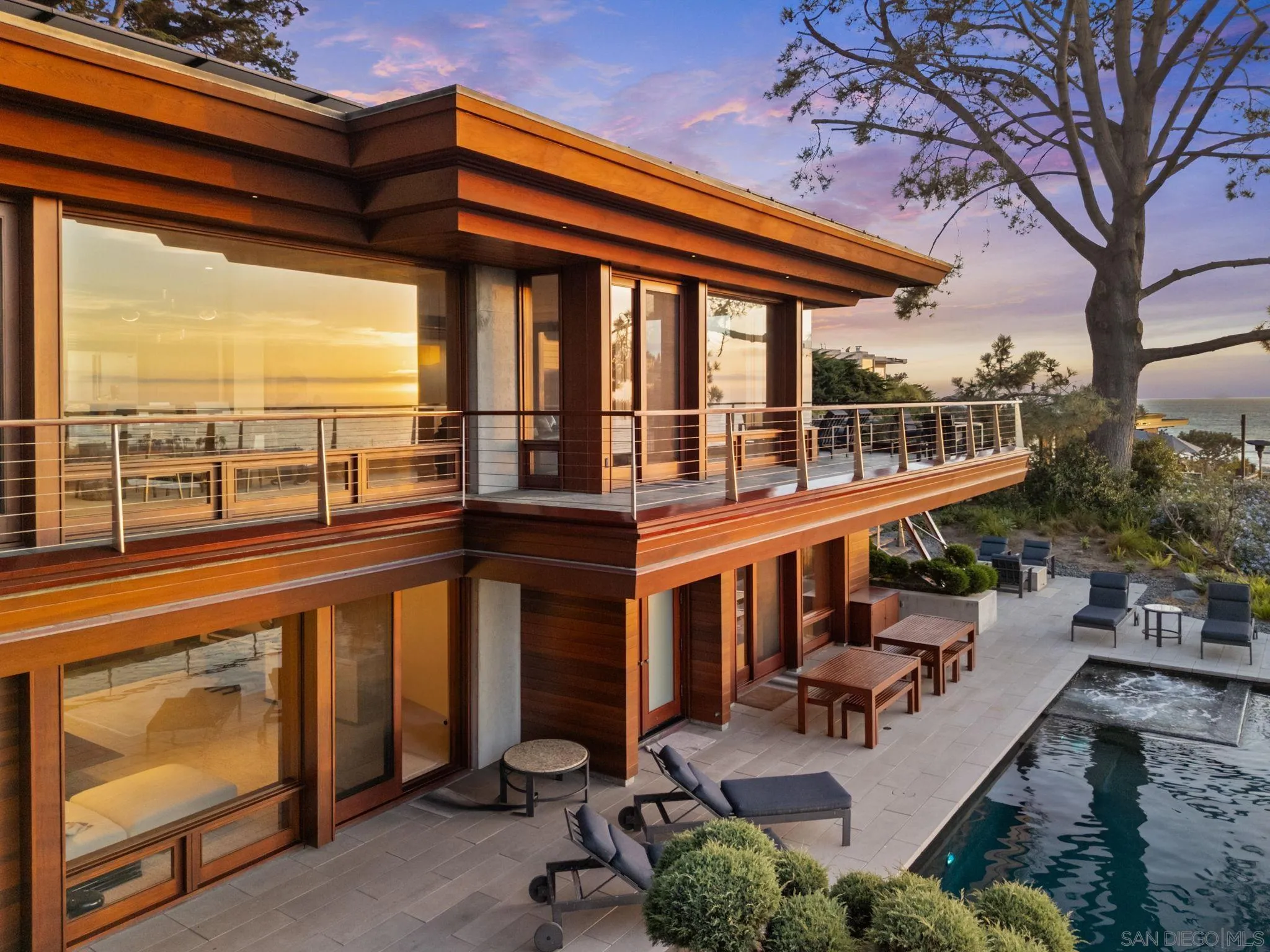 https://cdn.realtyfeed.com/cdn/127/250033631/5a7bbafc5abec28bfff022994896b58b.webp