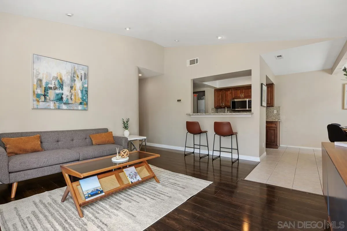 Photo #6: 250033632 Listing 