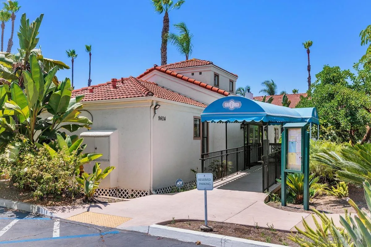 Photo #33: 250033632 Listing: Photo #33