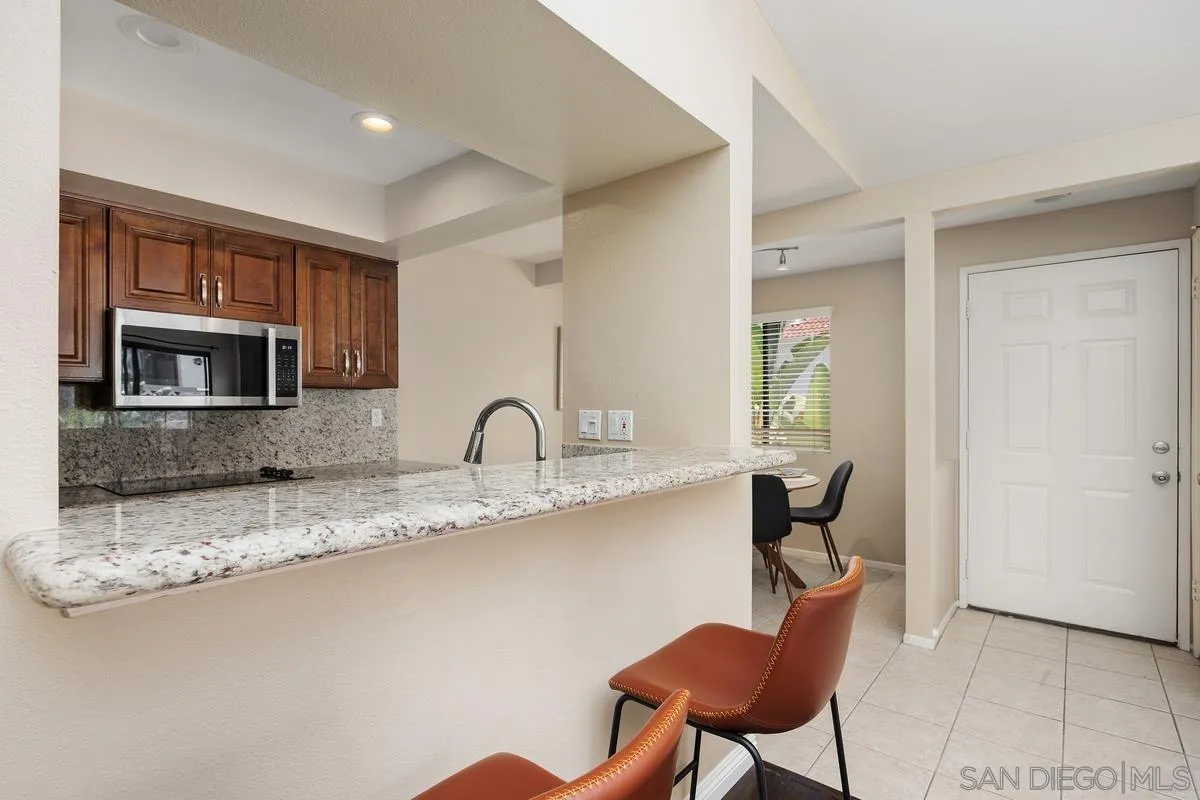 Photo #7: 250033632 Listing: Photo #7
