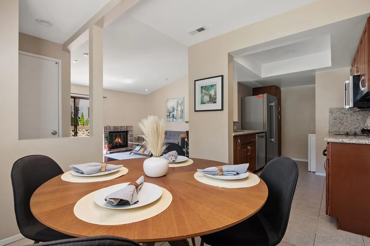 Photo #12: 250033632 Listing: Photo #12