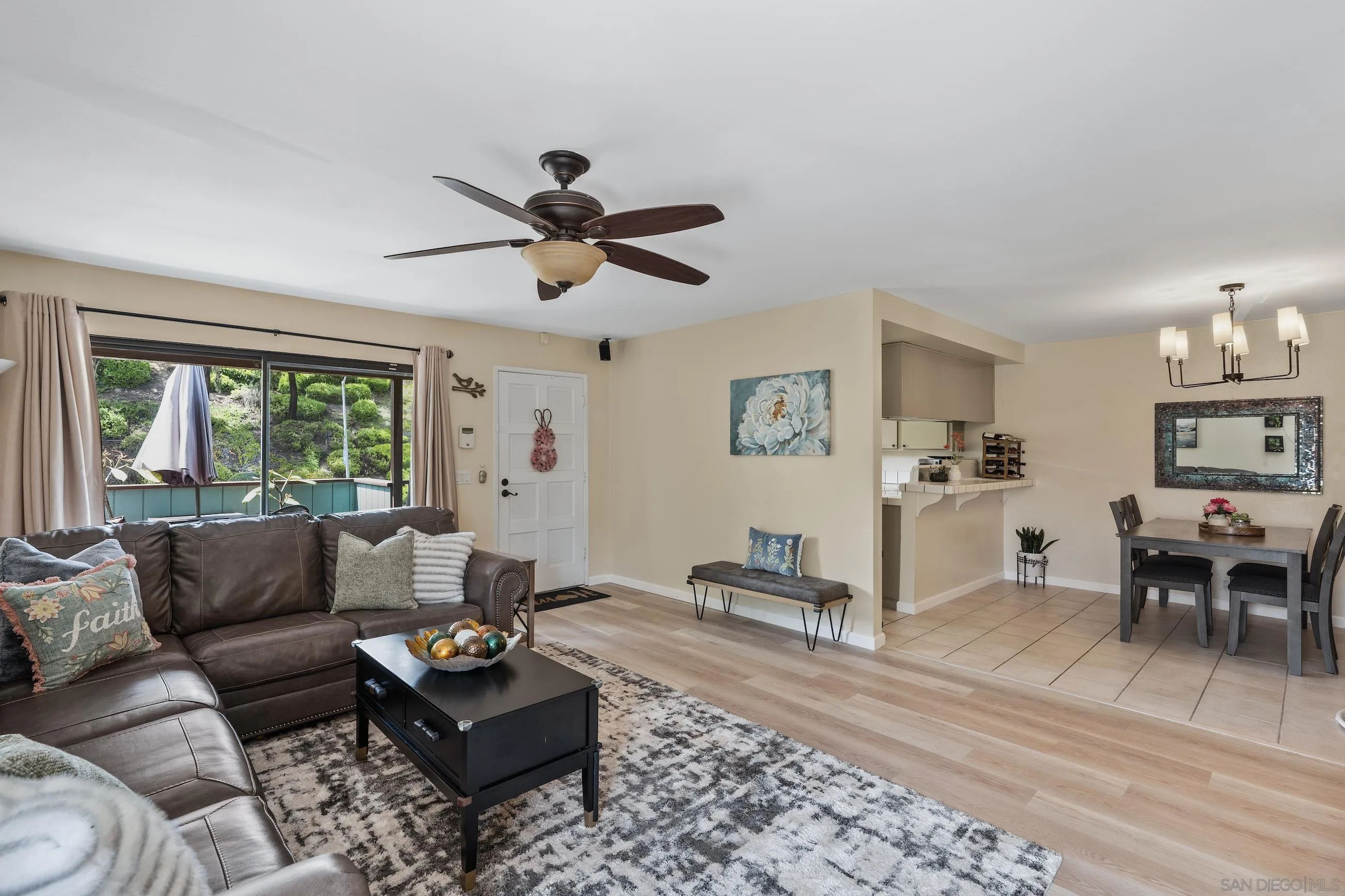 Photo #6: 250033635 Listing 
