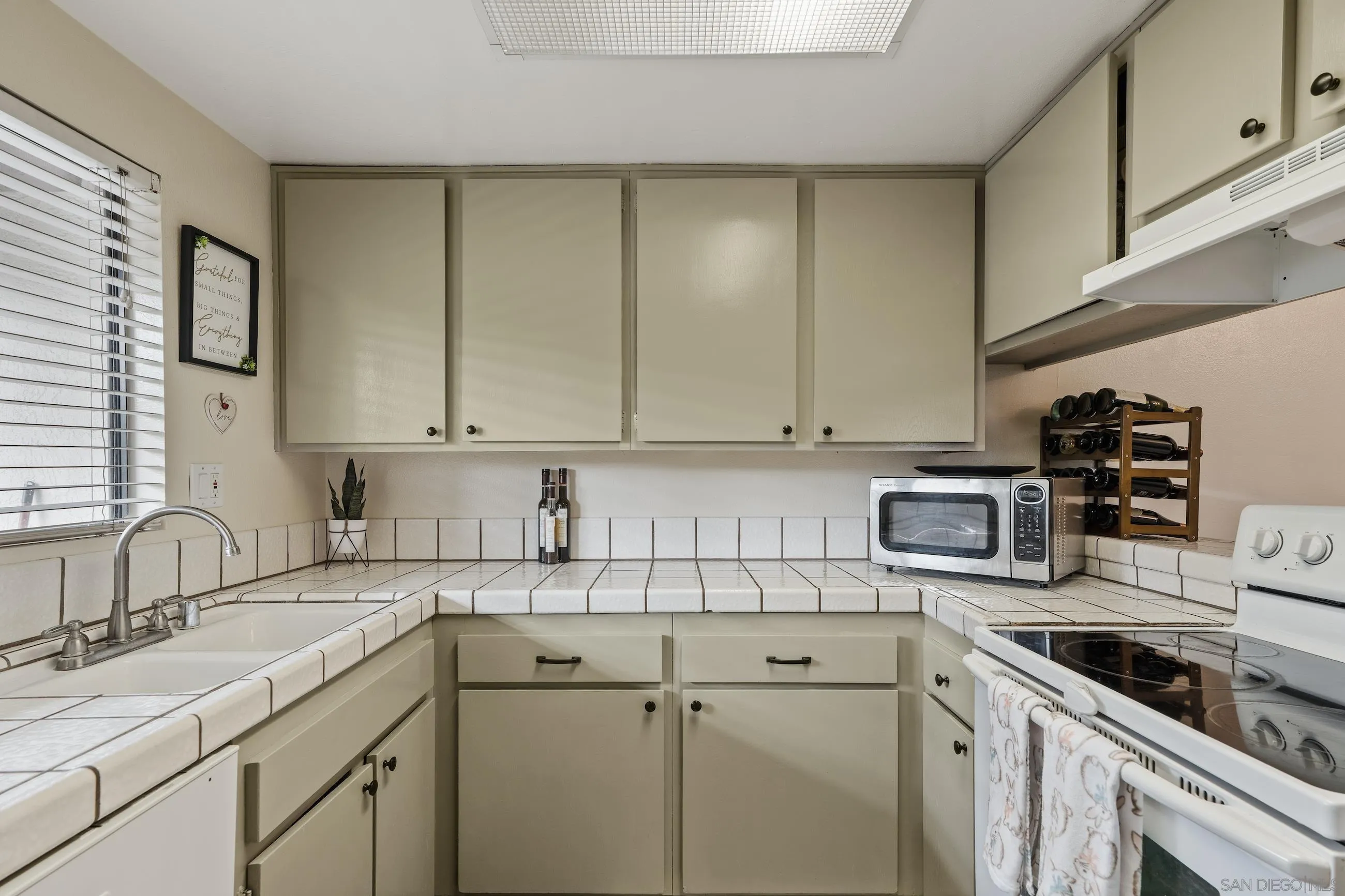 Photo #9: 250033635 Listing: Photo #9