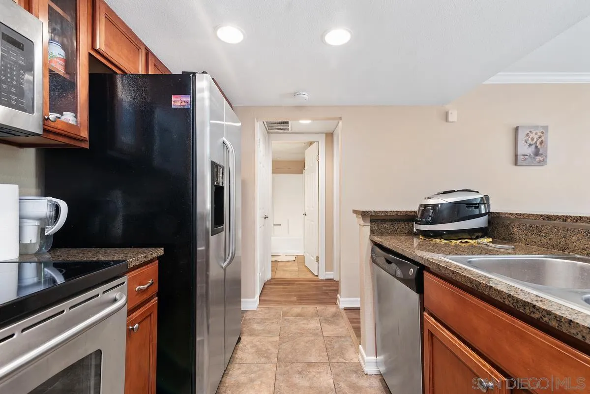 Photo #16: 250033650 Listing: Photo #16
