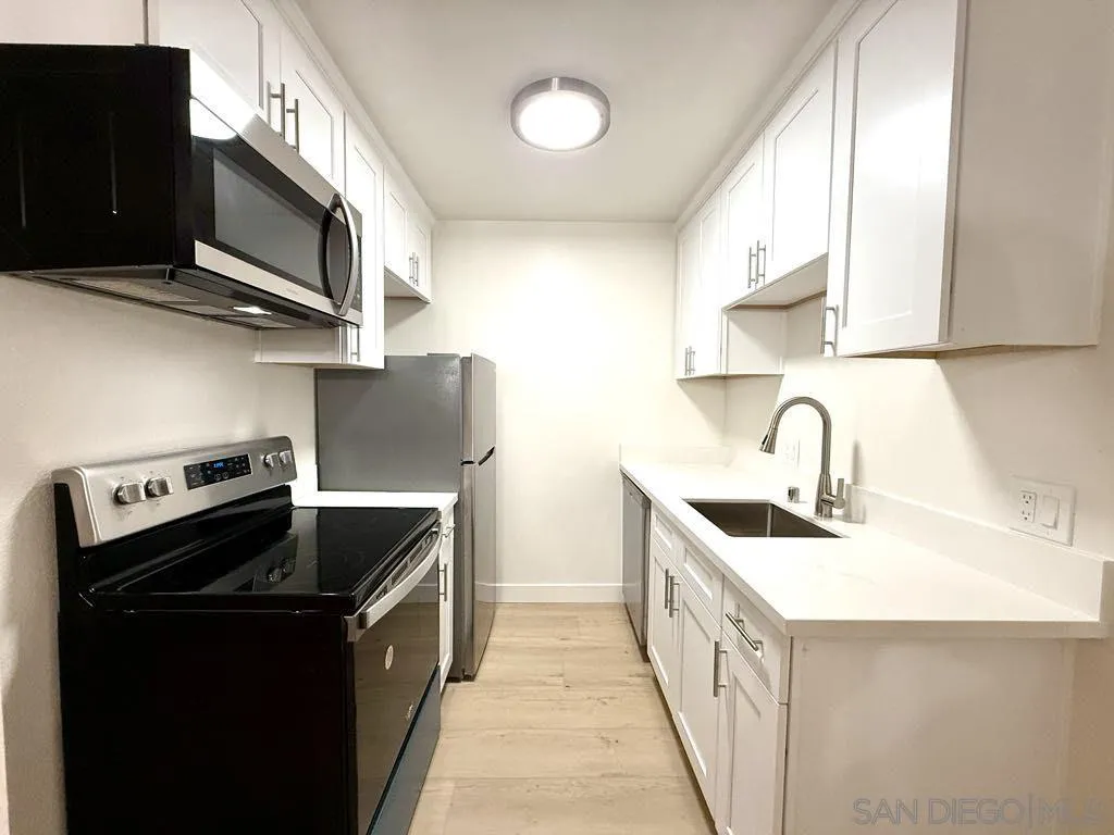 Photo #5: 250033653 Listing 