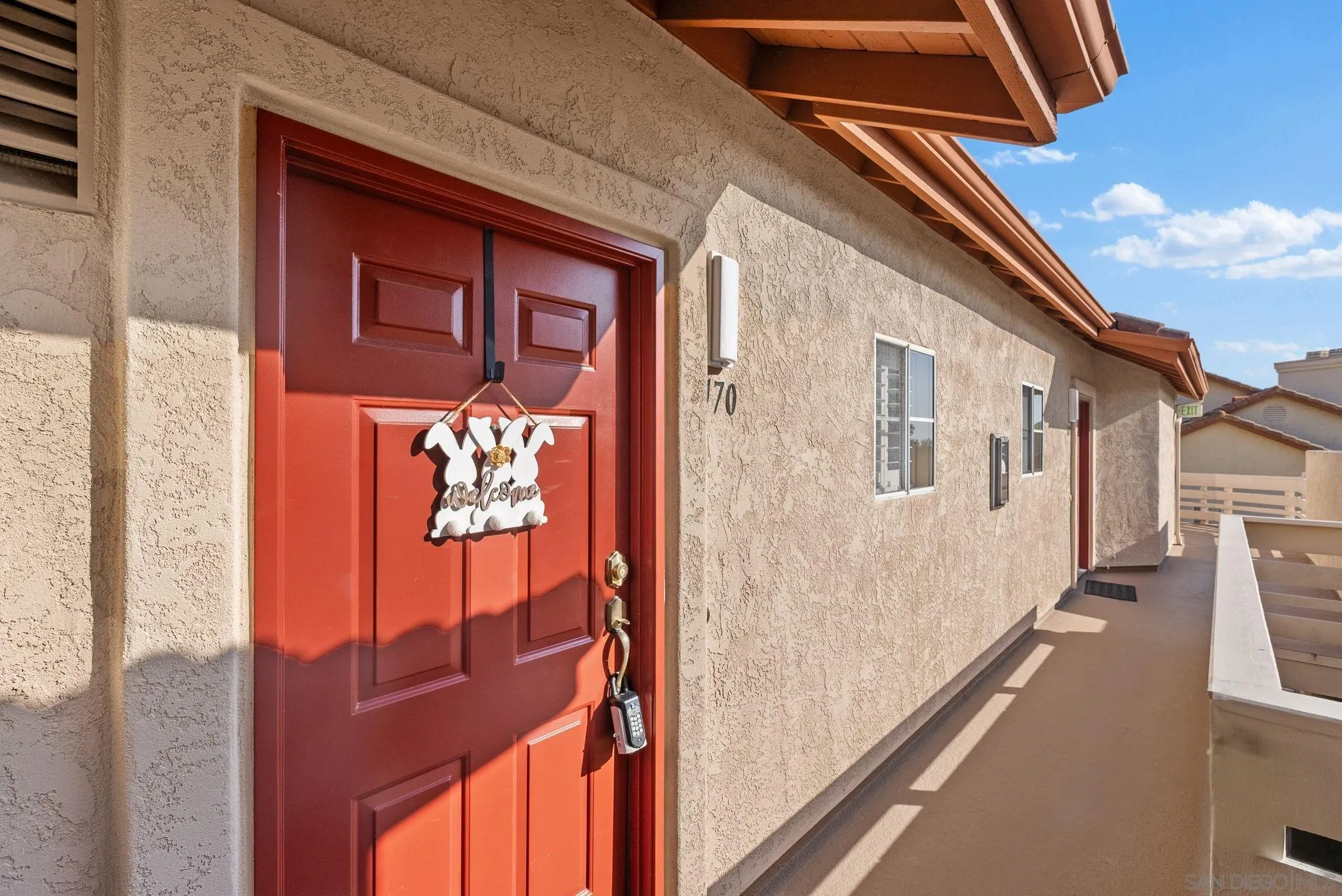 Photo #2: 250033654 Listing 