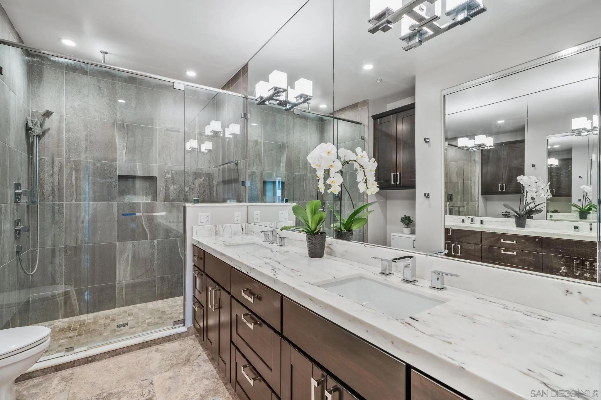 Photo #10: 250033655 Listing: Photo #10