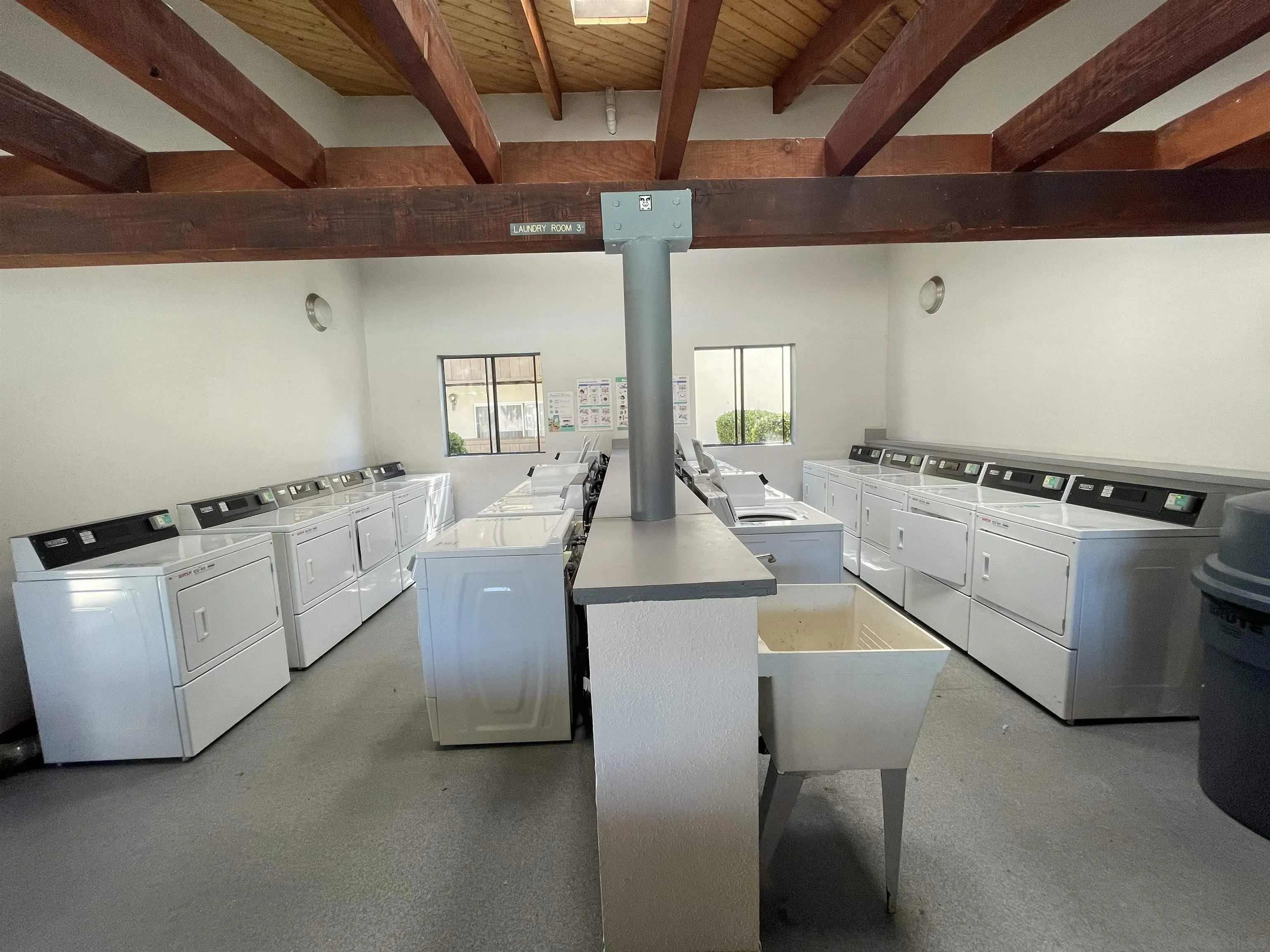 Photo #8: 250033659 Listing: Photo #8