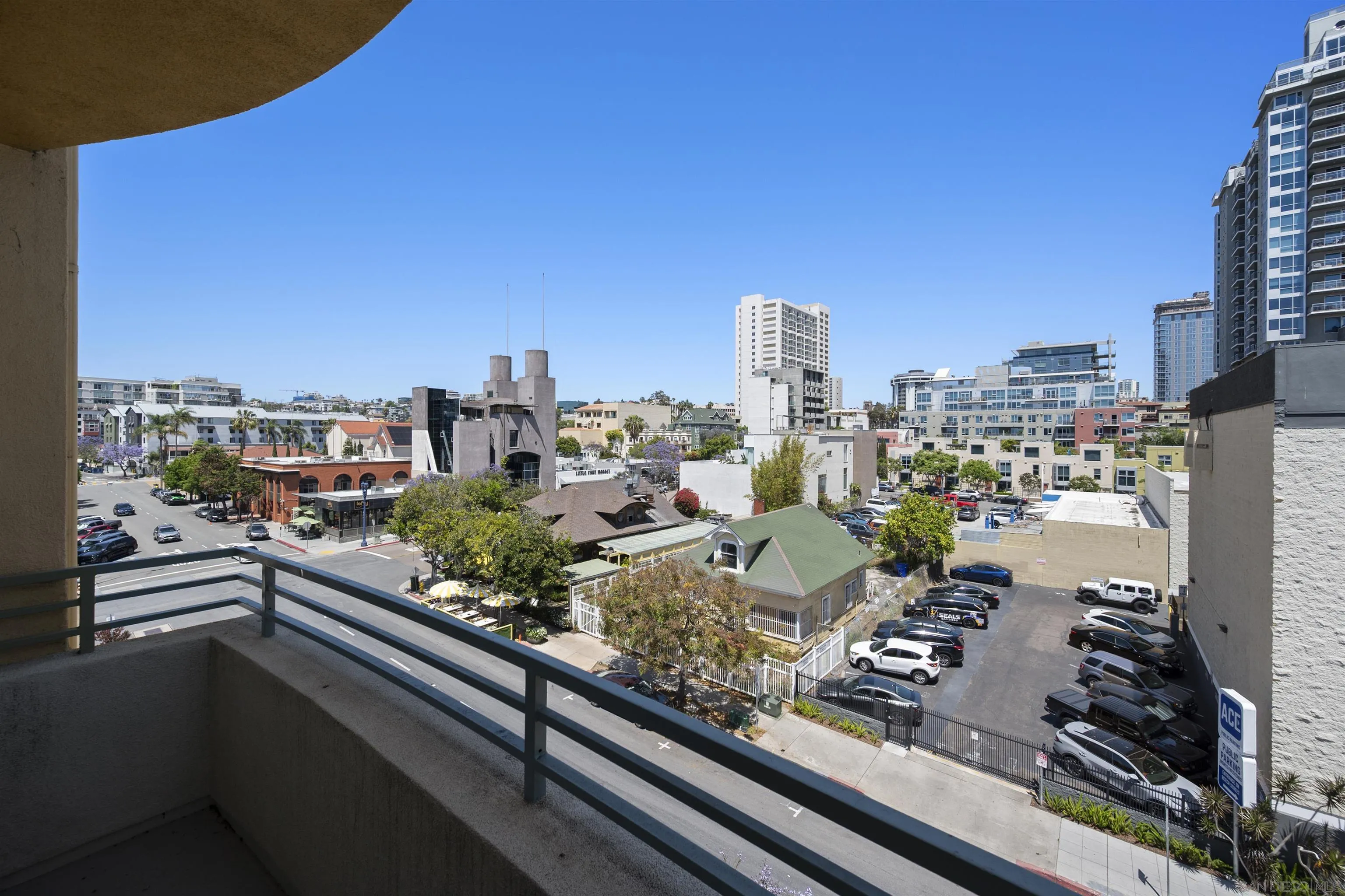 Photo #12: 250033660 Listing: Photo #12
