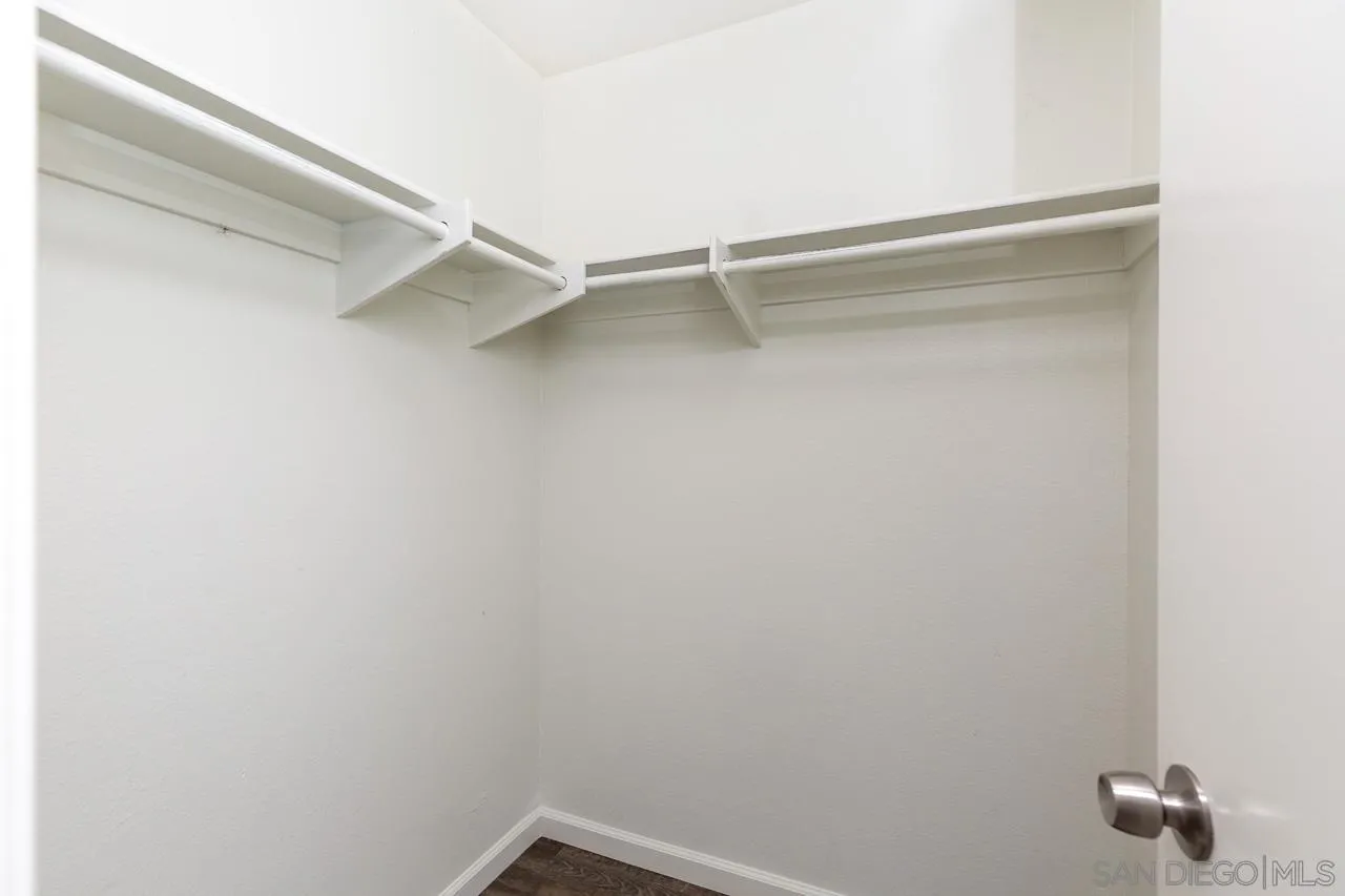 https://cdn.realtyfeed.com/cdn/127/250033661/152c4131f3b765b74ed5dae7bb64ef39.webp