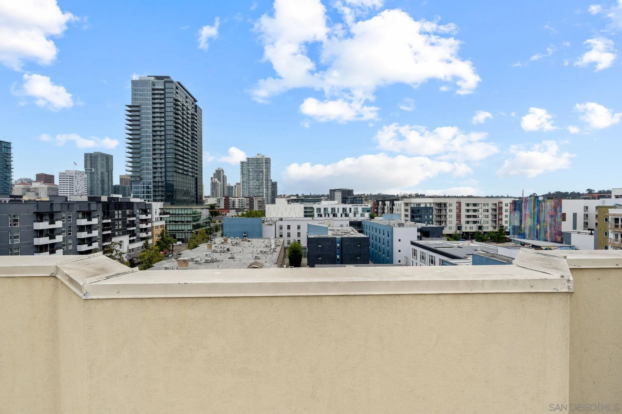https://cdn.realtyfeed.com/cdn/127/250033664/28b439191d68a3e23ad1bcc435c80794.webp