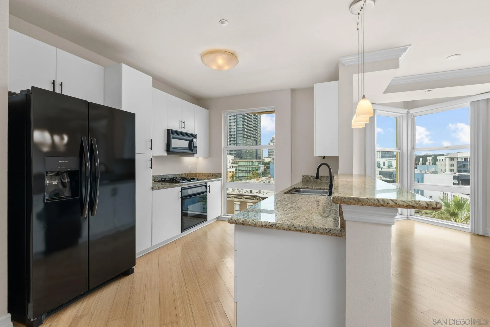 Photo #6: 250033664 Listing 