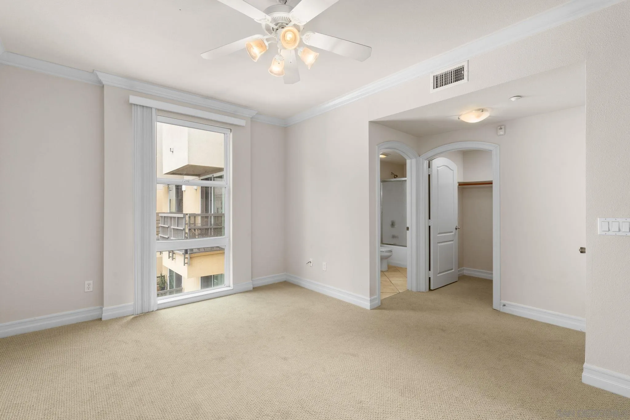 Photo #11: 250033664 Listing: Photo #11
