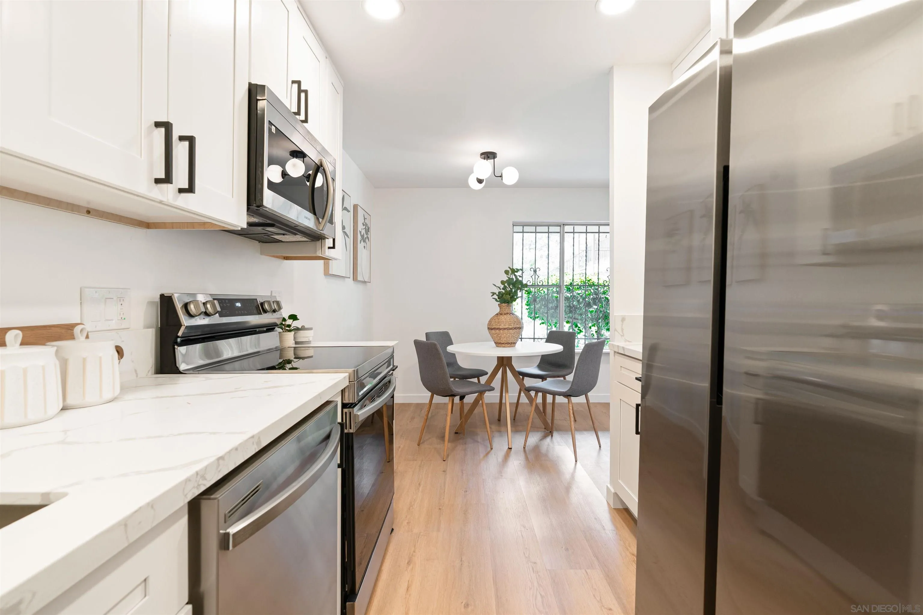 Photo #6: 250033672 Listing 
