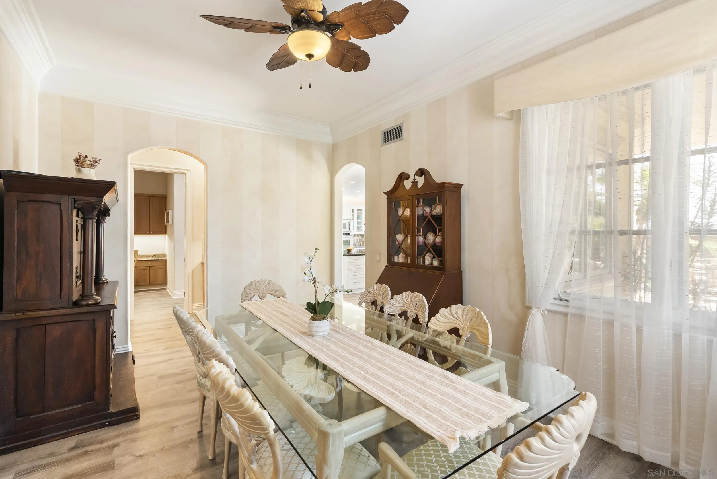 https://cdn.realtyfeed.com/cdn/127/250033679/2ed2a19a224620d674110a6216cfa1f5.webp