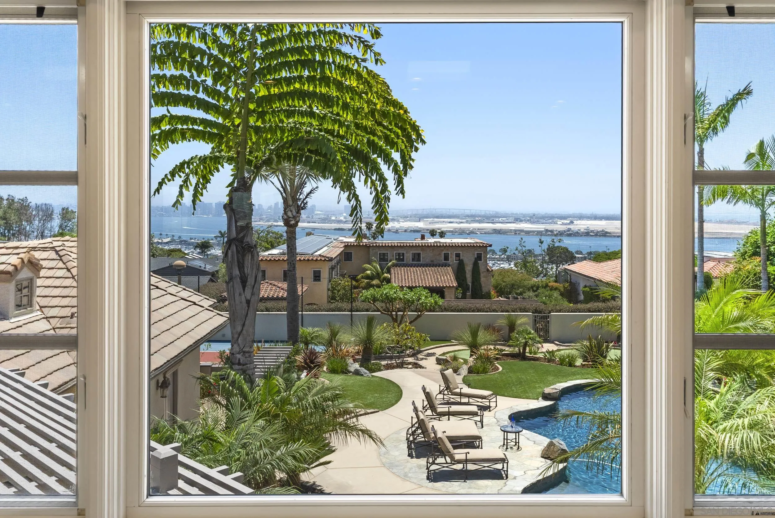 https://cdn.realtyfeed.com/cdn/127/250033679/3c48babf253cbb98e5f1c138a13dc360.webp