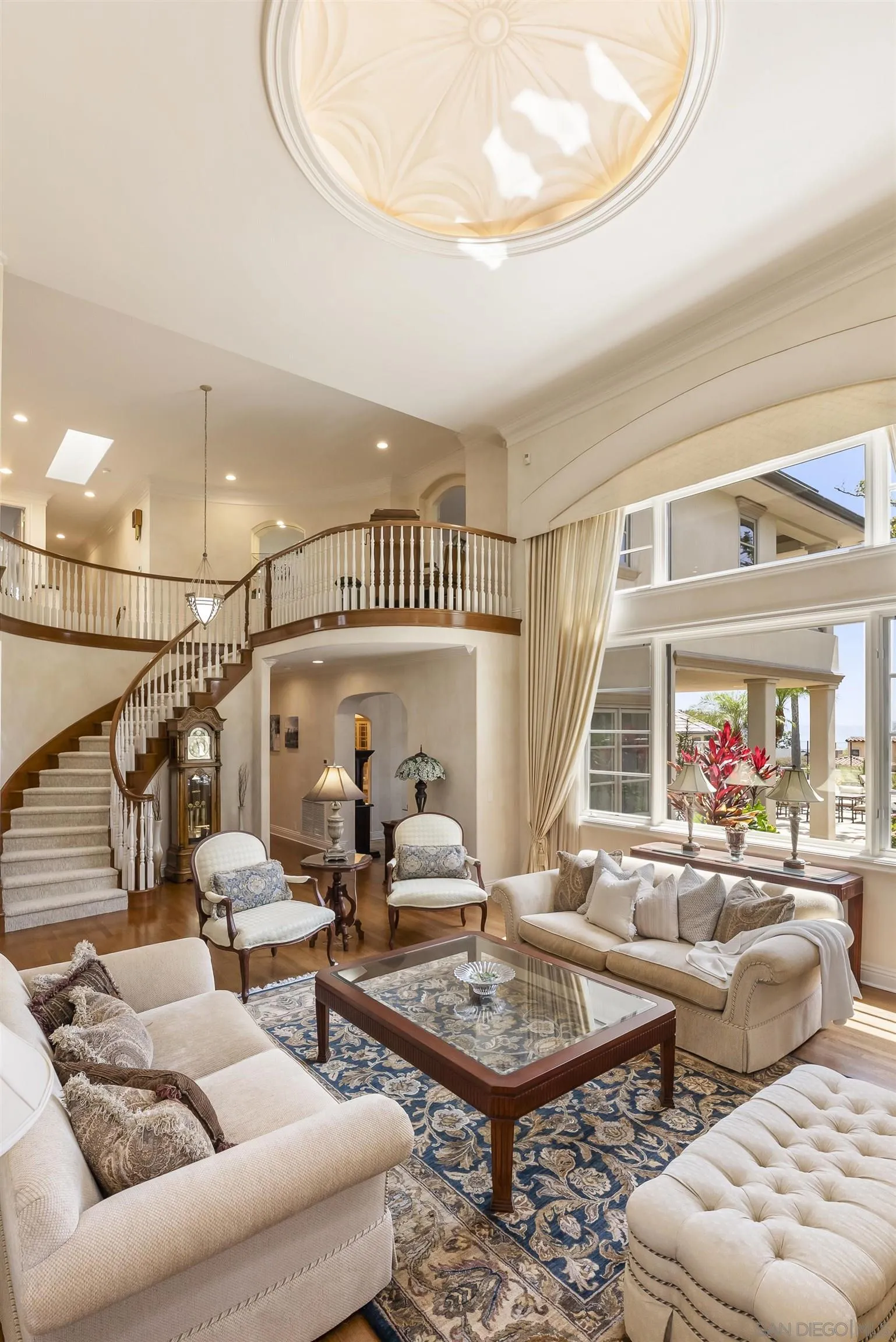 https://cdn.realtyfeed.com/cdn/127/250033679/599ac878bbf817ad59d5612f8572b037.webp