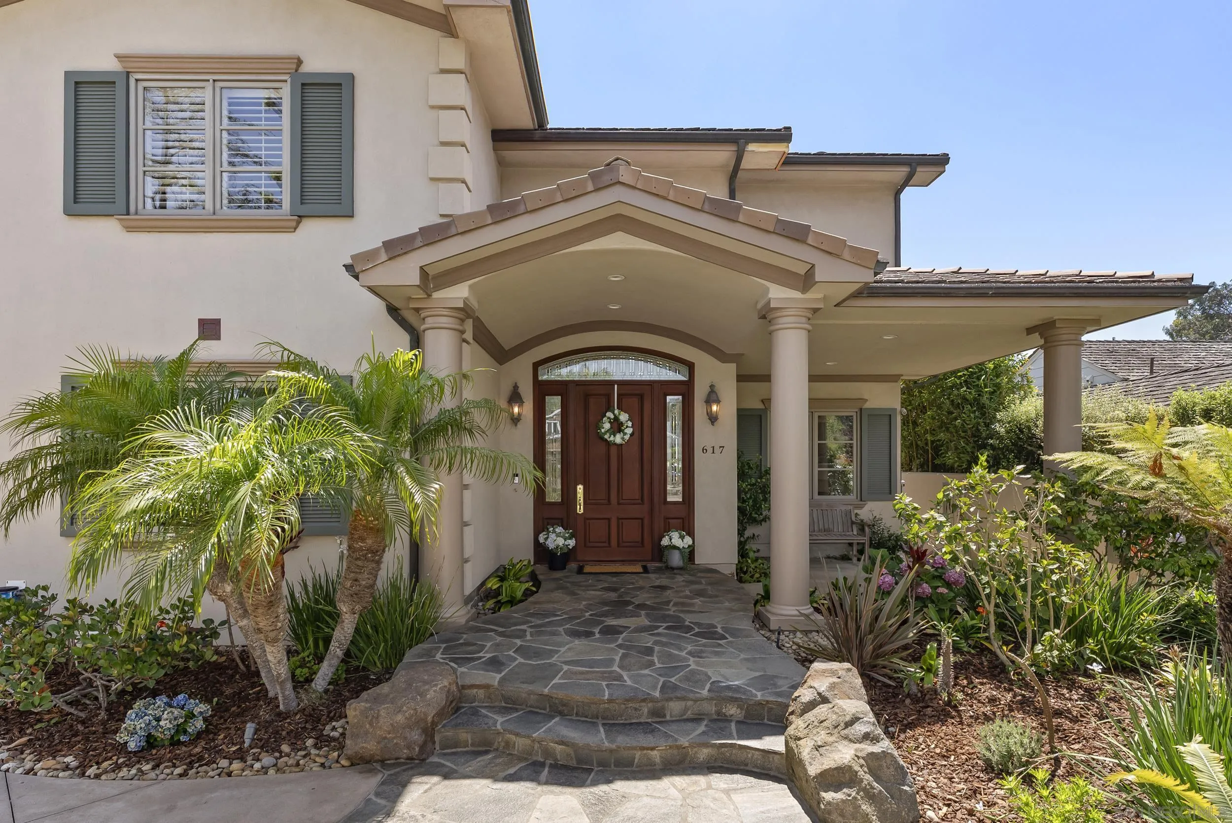 https://cdn.realtyfeed.com/cdn/127/250033679/76fe5a43f658eaf53e25022f0b71ff9a.webp