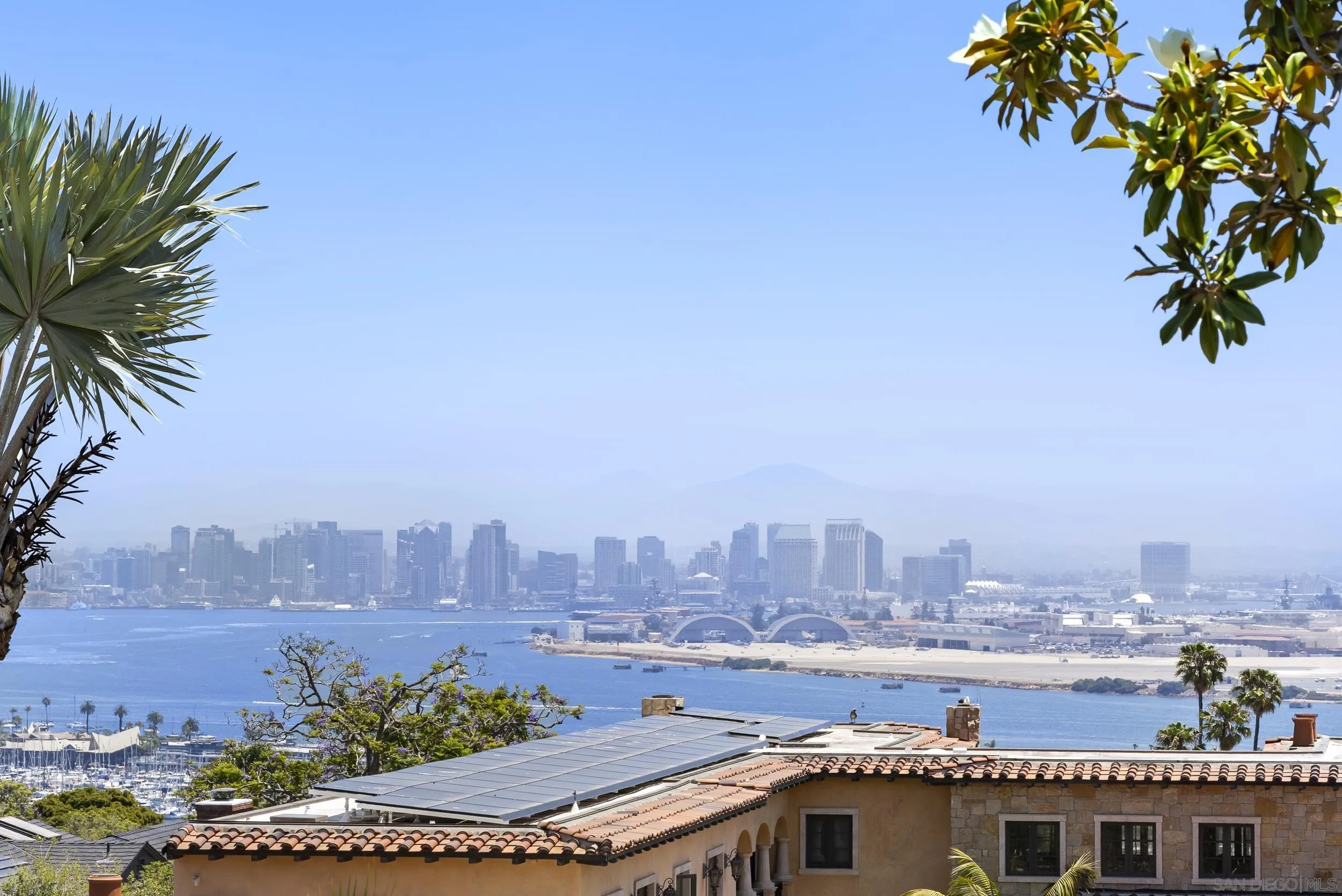 https://cdn.realtyfeed.com/cdn/127/250033679/7c0c3b876885312ee7f40ed7db87ef57.webp