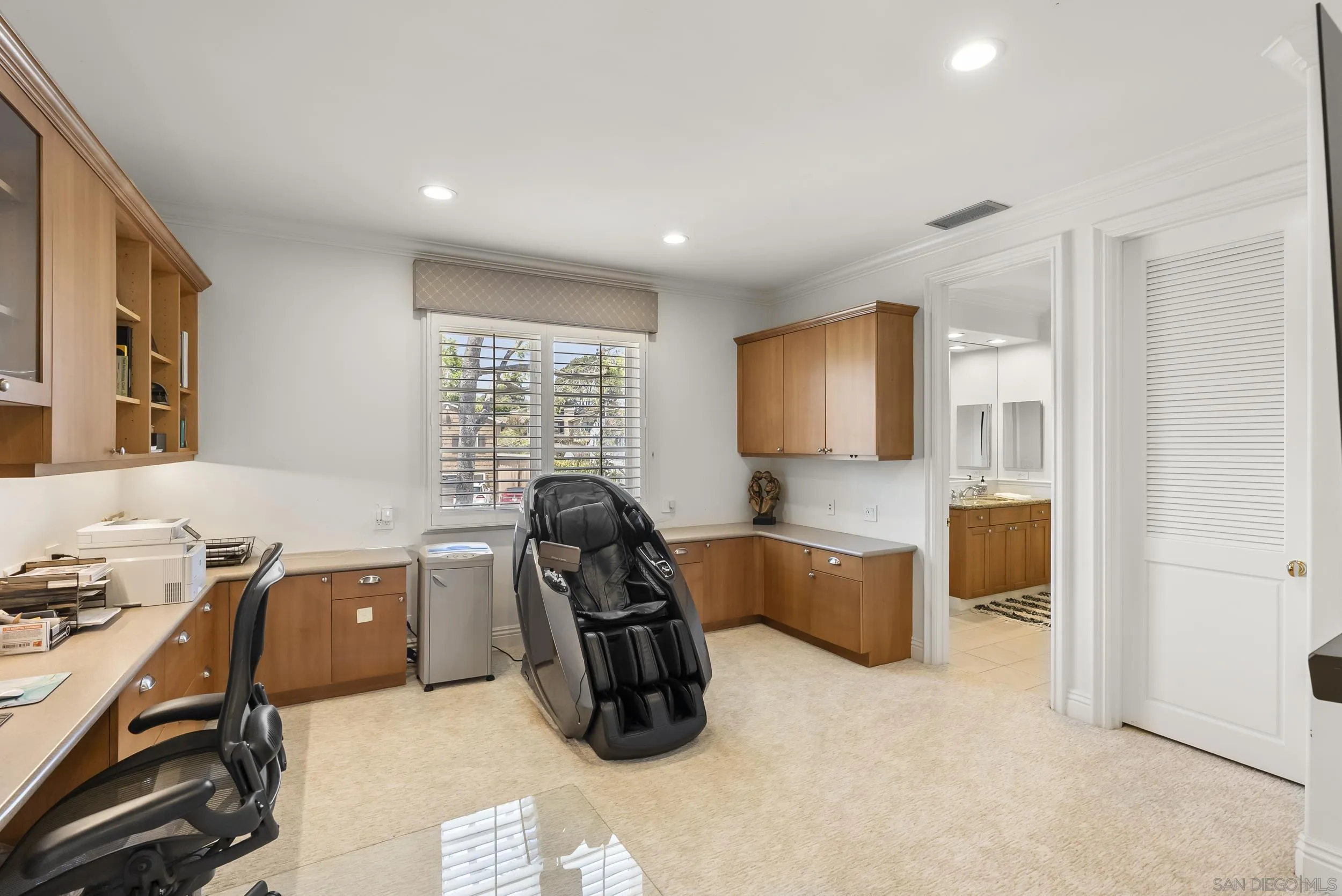 https://cdn.realtyfeed.com/cdn/127/250033679/ea6c03270fd002c70cc92a5ed02e9710.webp