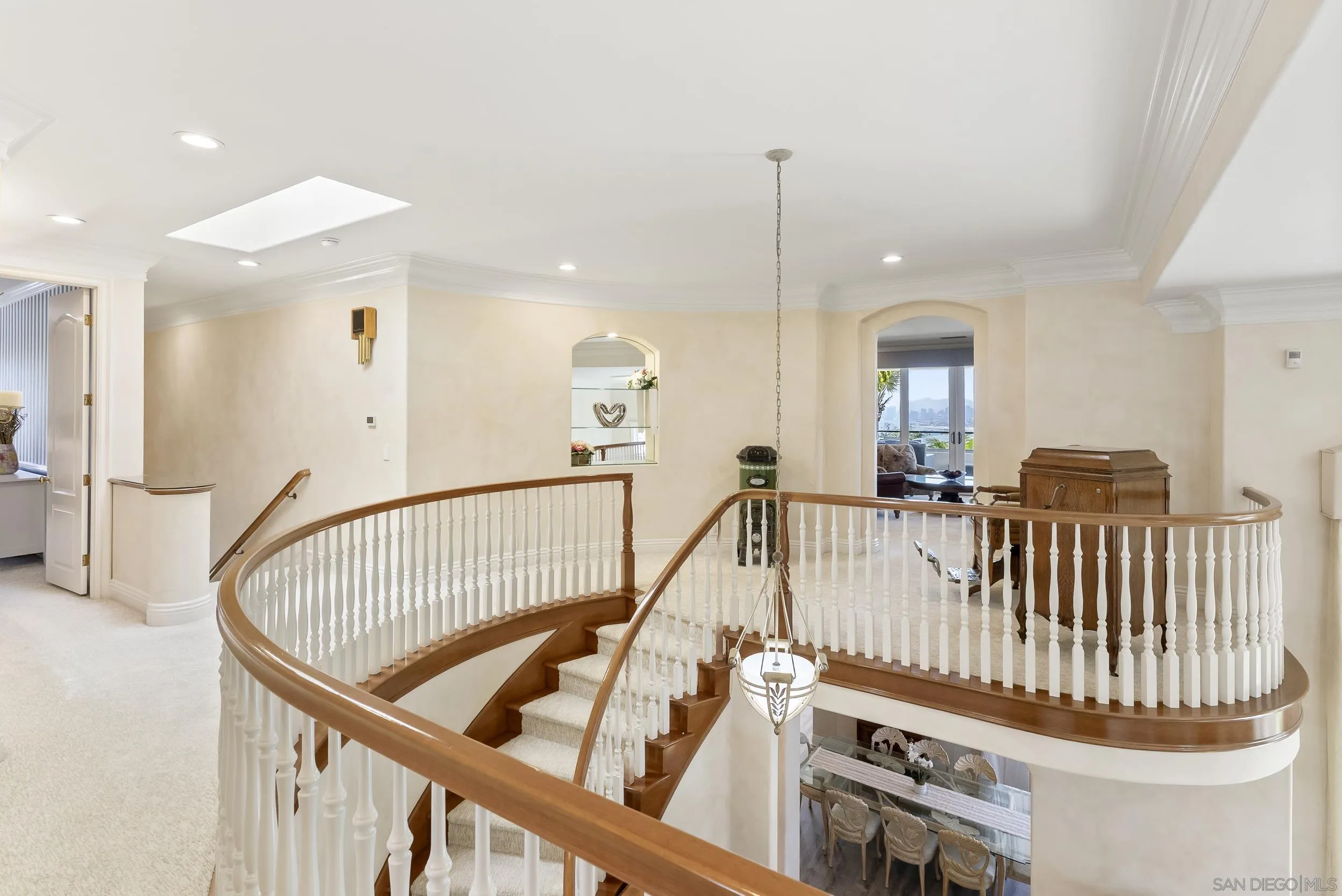 https://cdn.realtyfeed.com/cdn/127/250033679/f5716ed123fcf24ec51be5b6c33a5e81.webp