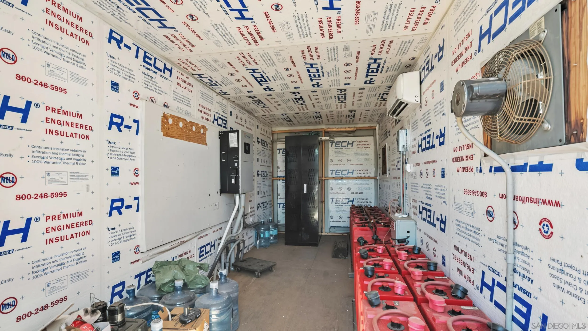 https://cdn.realtyfeed.com/cdn/127/250033683/82ea23a6eeccb95434b6b2dbb6713244.webp