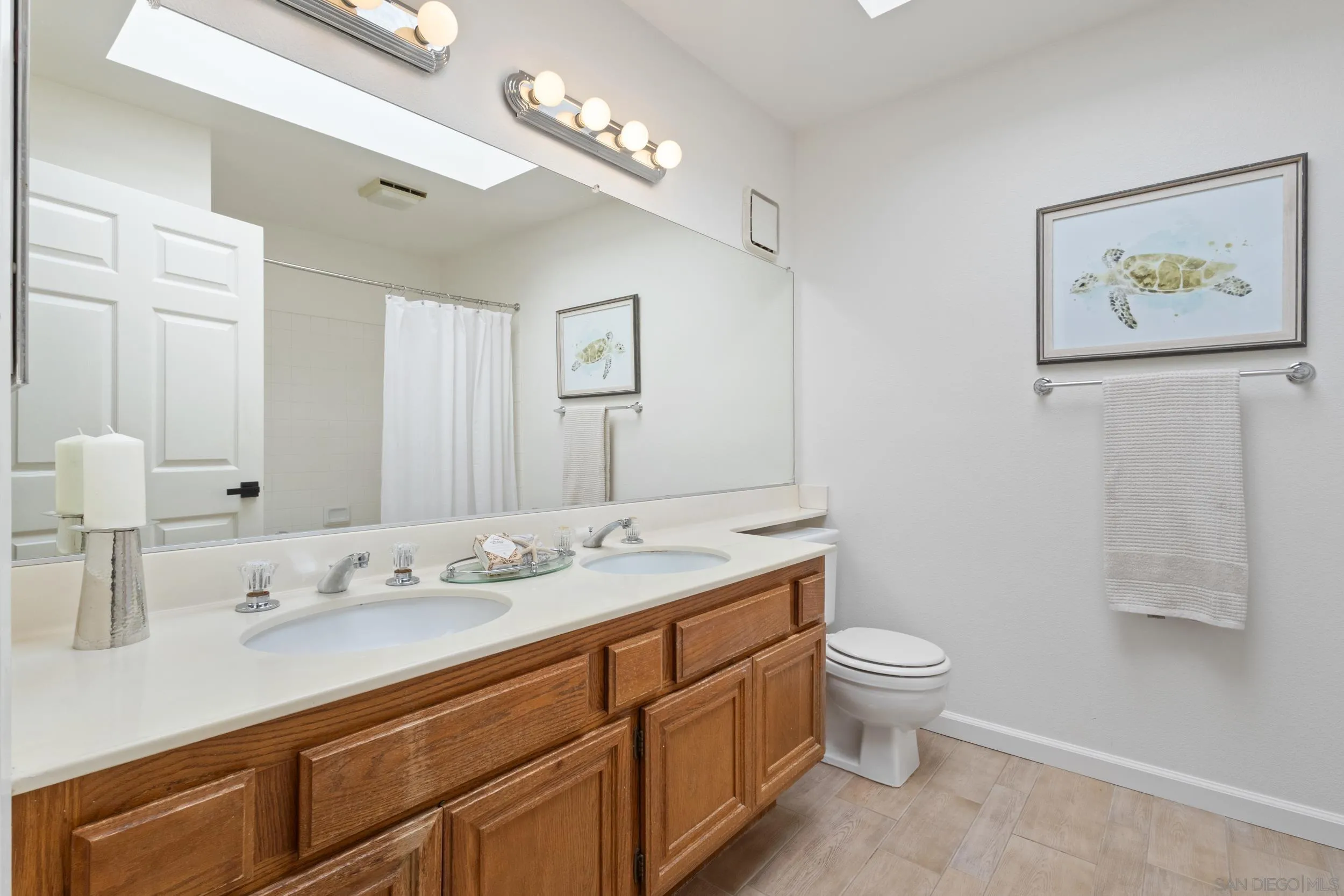 Photo #17: 250033691 Listing: Photo #17