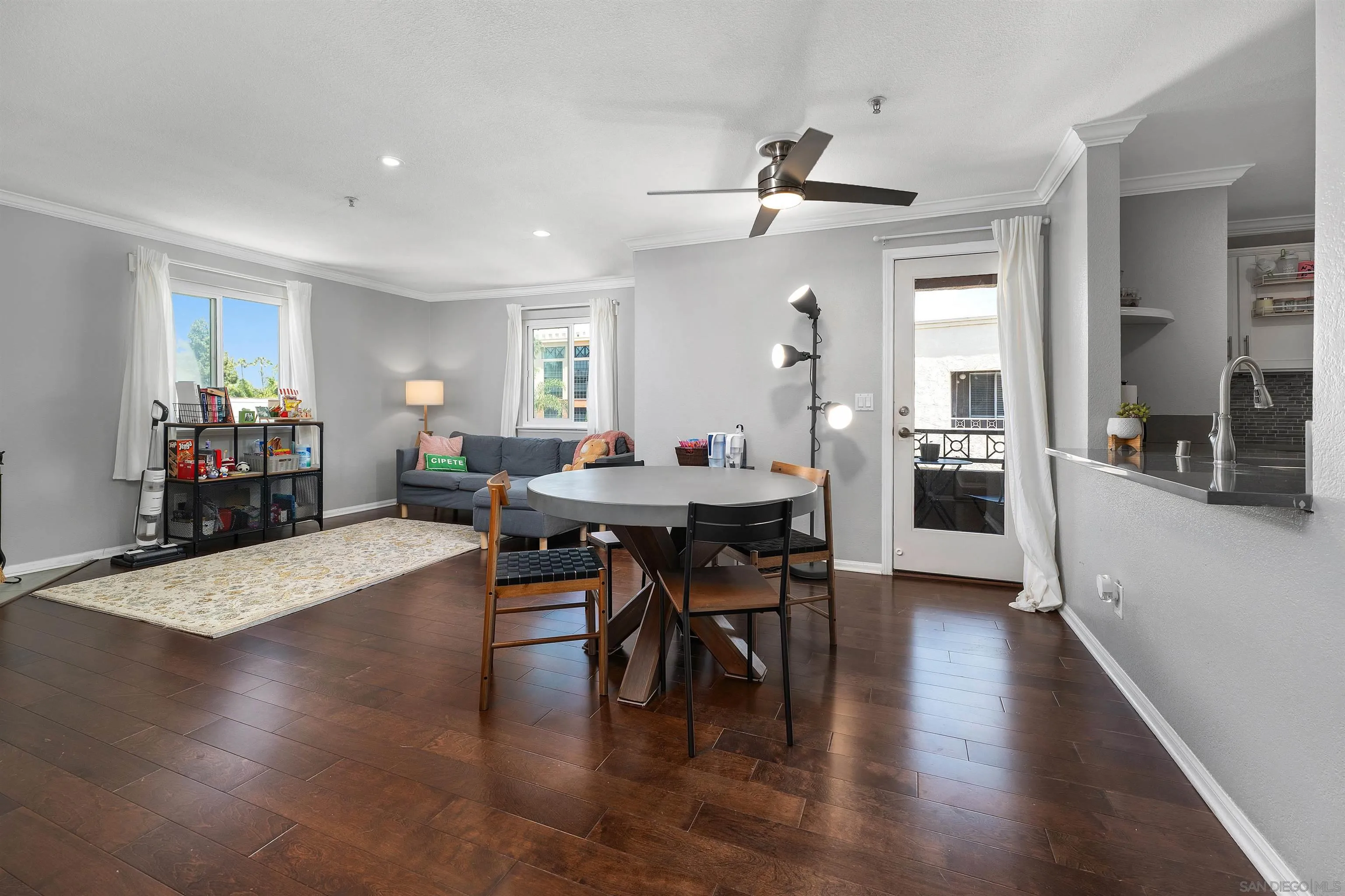 Photo #8: 250033692 Listing: Photo #8