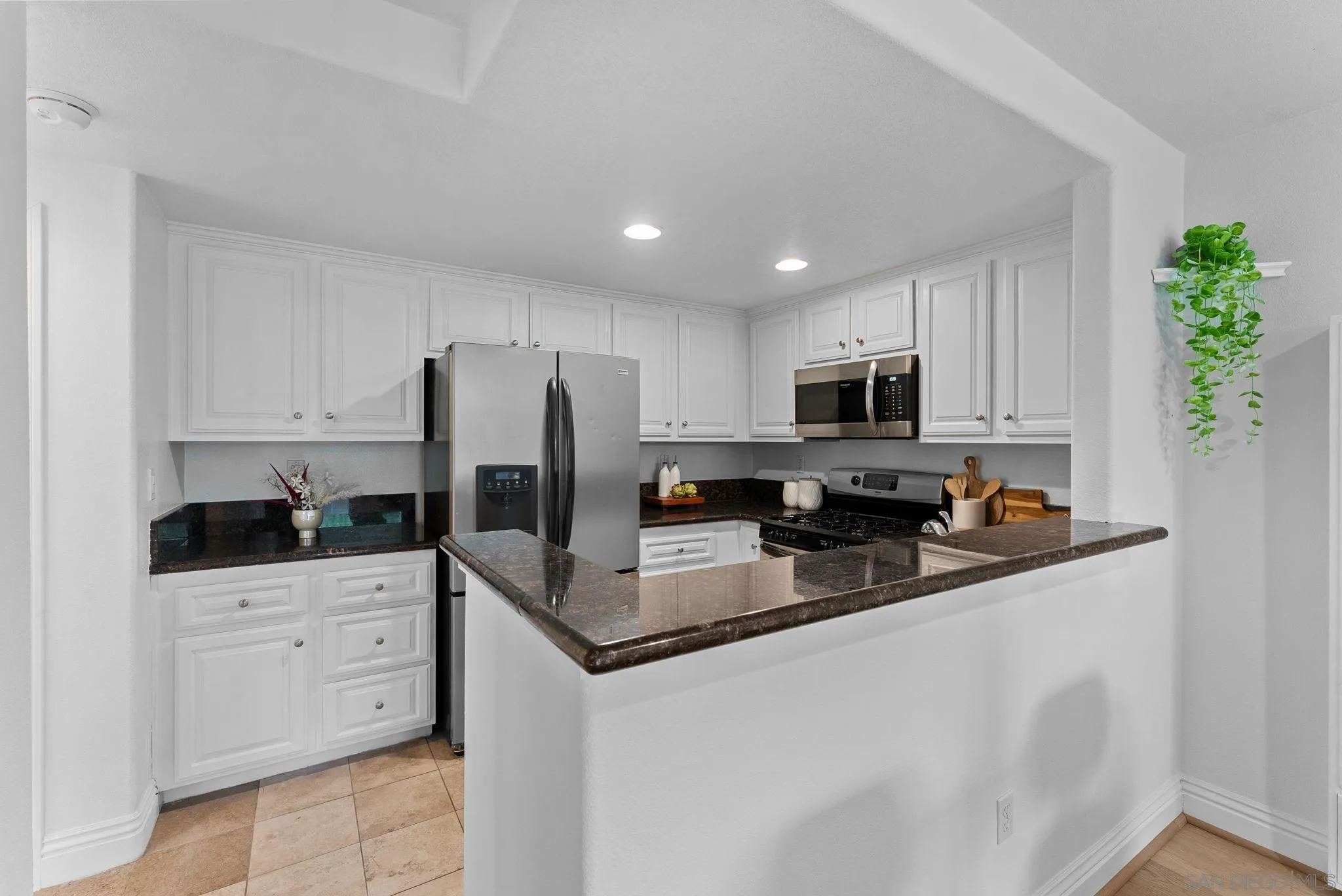 Photo #5: 250033694 Listing 