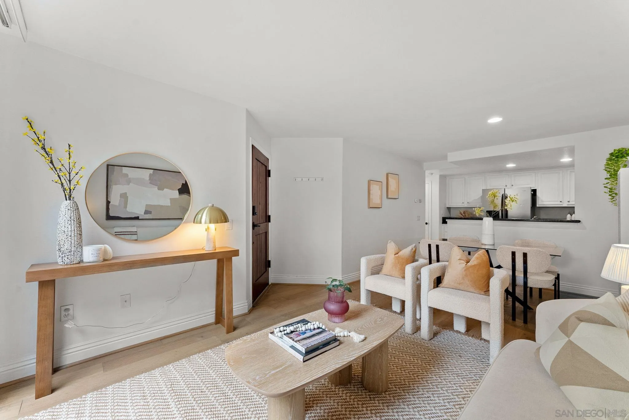 Photo #2: 250033694 Listing 