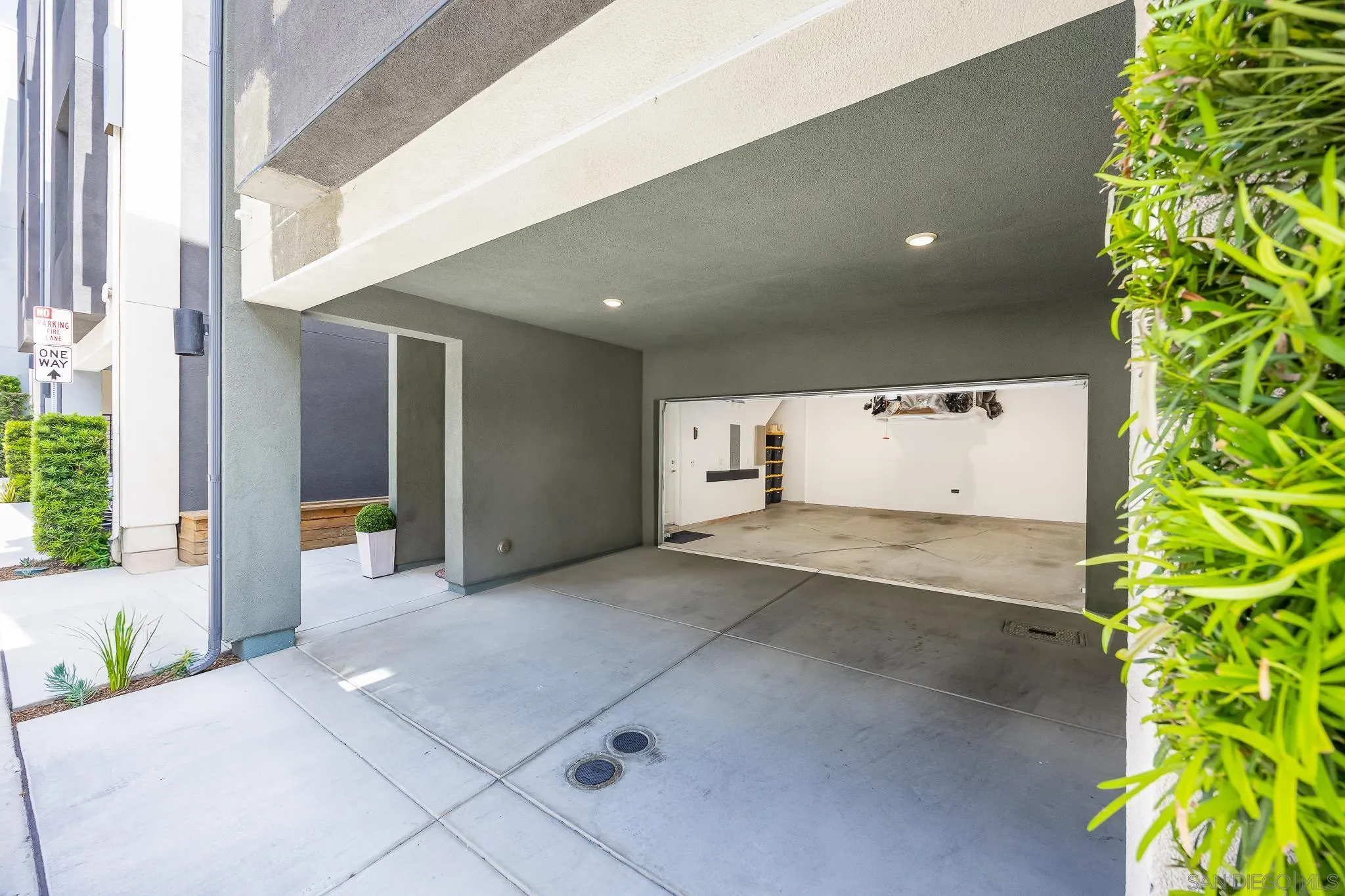 Photo #27: 250033697 Listing: Photo #27