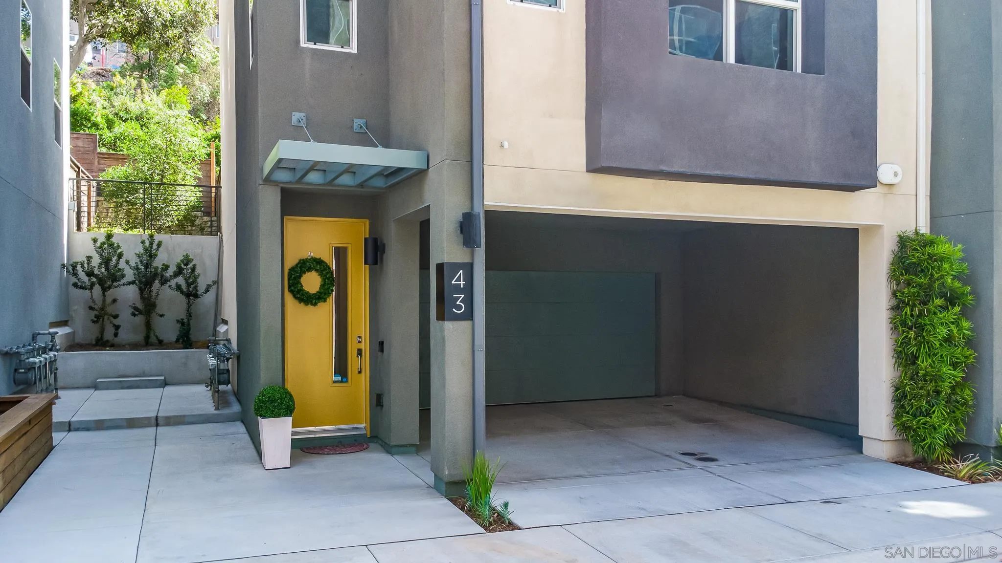 Photo #3: 250033697 Listing 