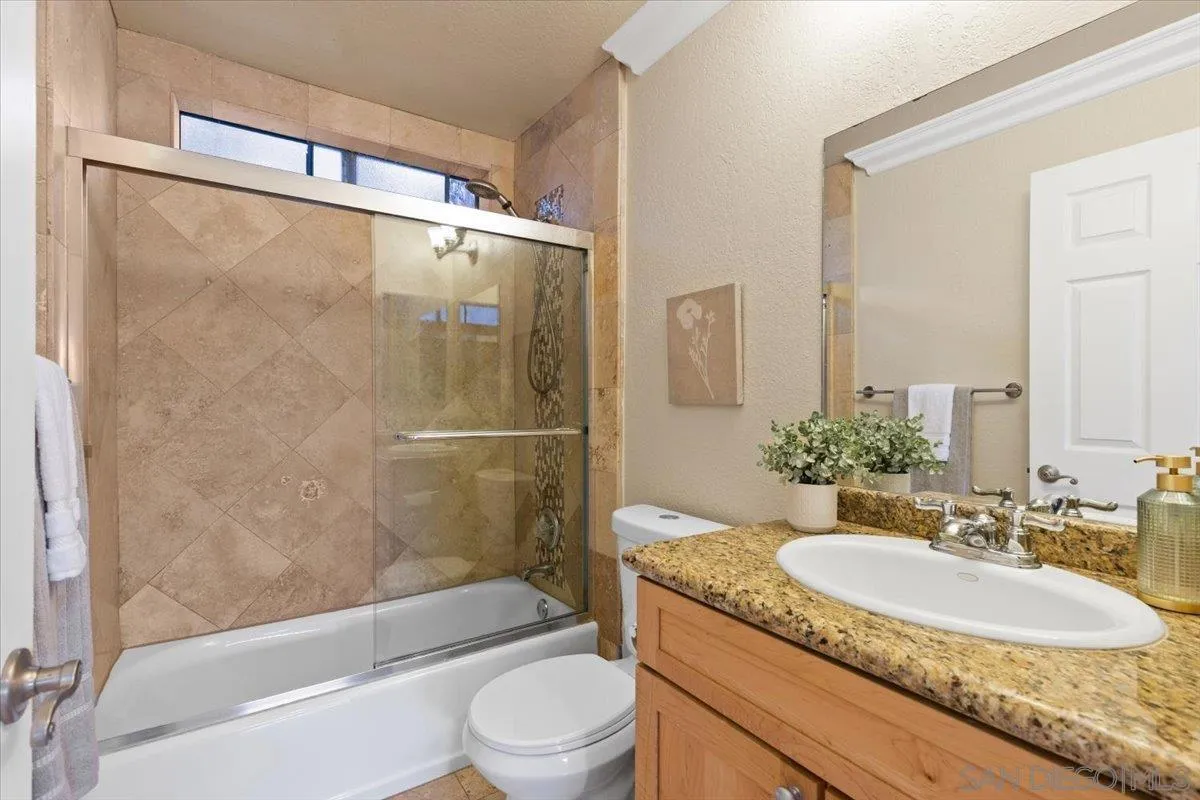 Photo #23: 250033706 Listing: Photo #23