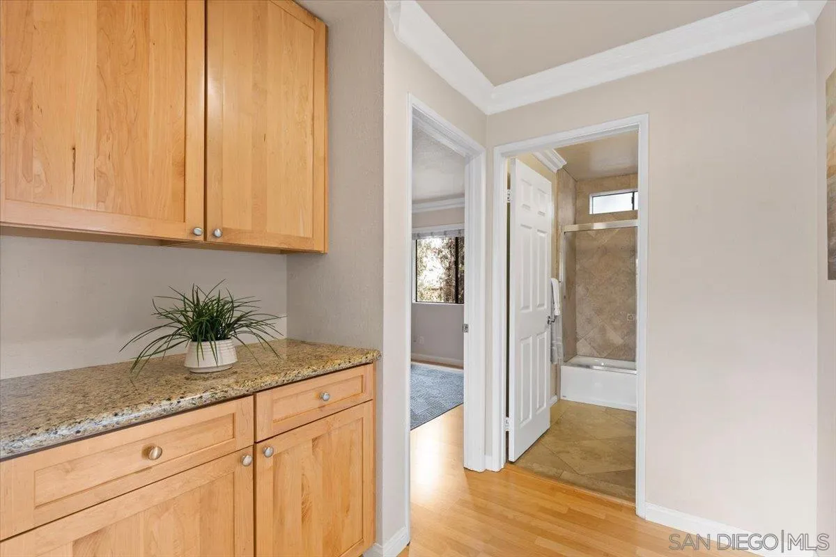 Photo #15: 250033706 Listing: Photo #15