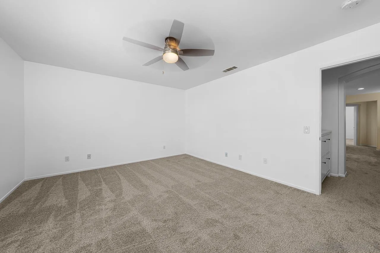 https://cdn.realtyfeed.com/cdn/127/250033711/7875734a892b9407e1e389e8a24761d6.webp