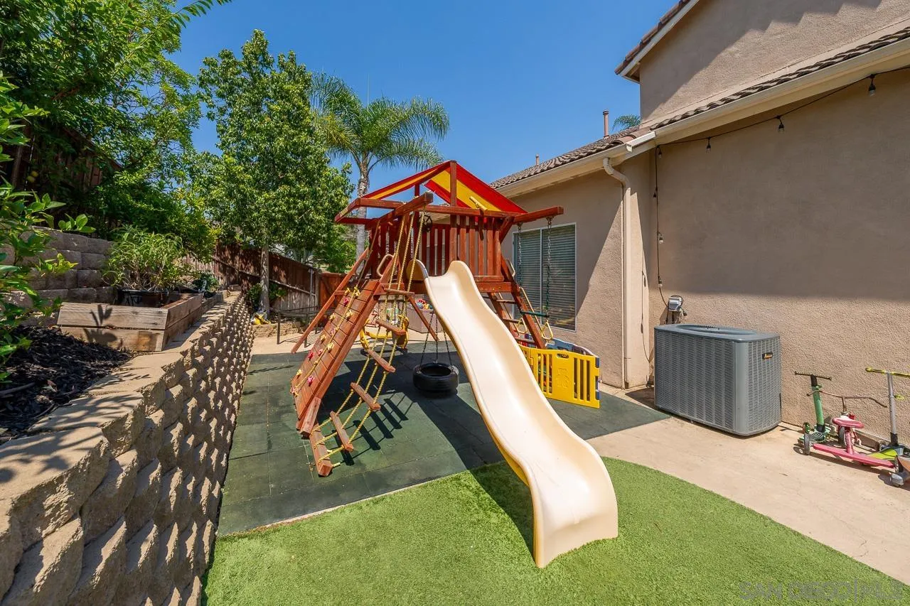https://cdn.realtyfeed.com/cdn/127/250033711/adf75b6f564287b2b312047a15433511.webp