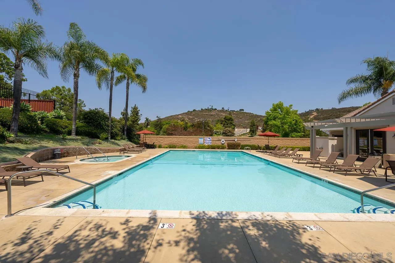 https://cdn.realtyfeed.com/cdn/127/250033711/fa9750353cd2a1055dc38e201dfe89f6.webp